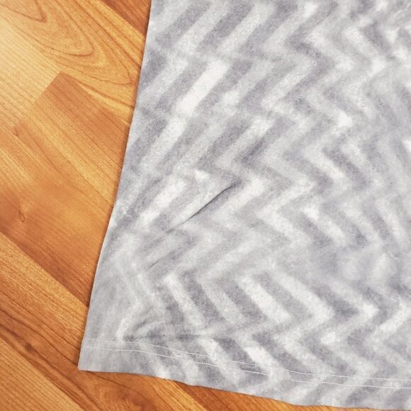 Lululemon Cool Racer Back Tank CRB Blazer Fossil Zig Zag Grey Sz 8 Luon Light - Picture 3 of 7